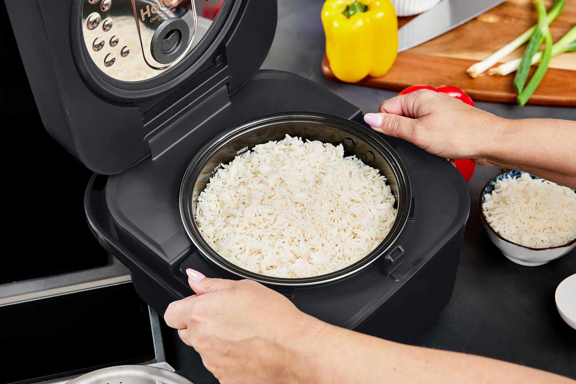 Yum Asia Hotaru Cuiseur à riz avec chauffage par induction (IH) et bol en céramique (3 tasses, 0,54 litre), 7 fonctions de cuisson du riz, 5 fonctions multicuiseur, 220-240V EU (Gris ardoise)
