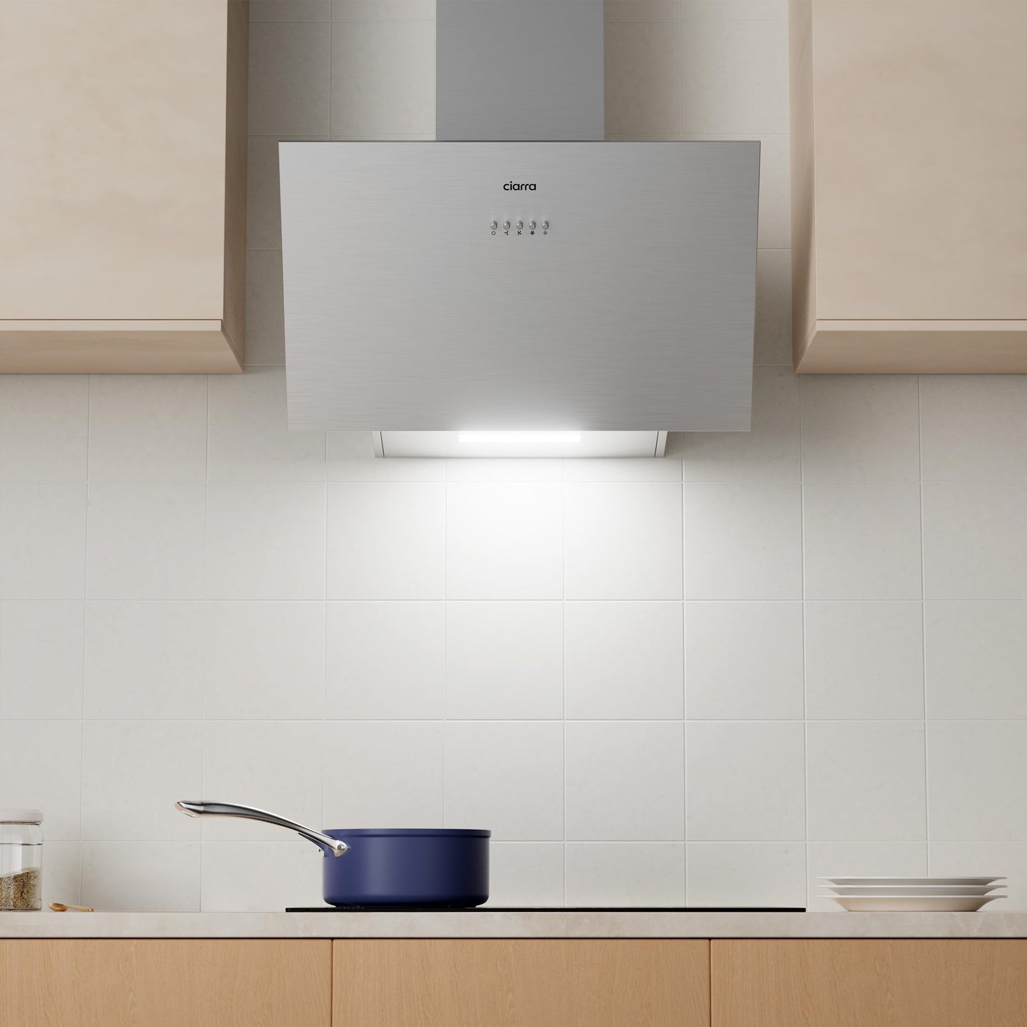 Ciarra Hotte Aspirante Inclinée 60cm - Classe A+++ - 650m³/h - Hotte de Cuisine 3 Vitesses - Filtres à Charbon Inclus - Evacuation ou Recyclage - Inox