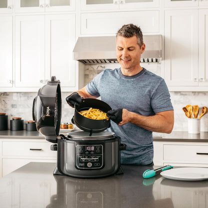 Ninja Multicuiseur Foodi, Air Fryer, 7-en-1, 6L, 7 fonctions de cuisson, Autocuiseur Multifonction, Cuisson sous pression, Friture à l'air, Cuisson lente, Gril et plus, Acier brossé et Noir, OP300EU