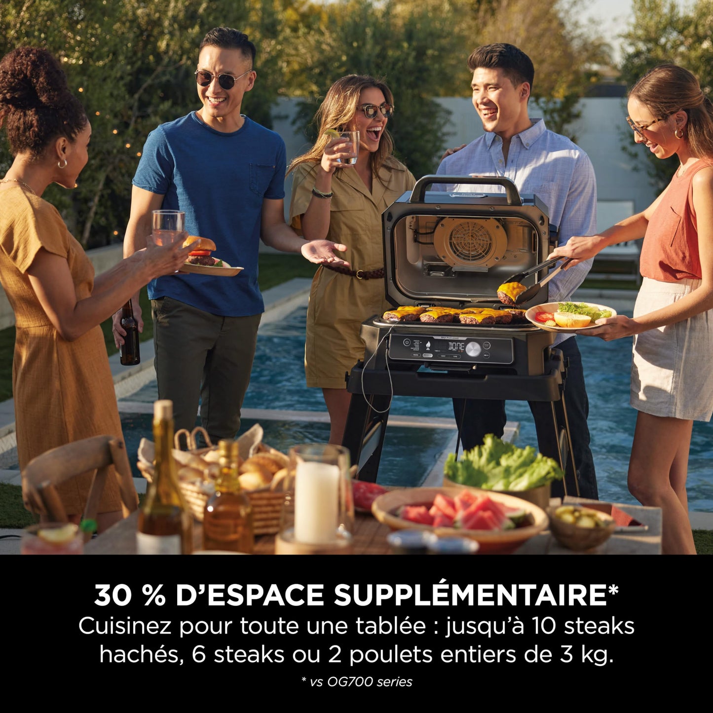Ninja Woodfire Pro Connect XL Barbecue Électrique & Fumoir avec Contrôle d'Application, 2 Sondes, Grille, Housse, Revêtements & Brosse, Grill & Friteuse sans huile 7-en-1, Bleu & Noir OG901EUAMZ